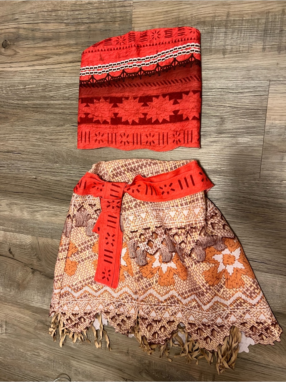Disney Moana costume 4-6x strapless